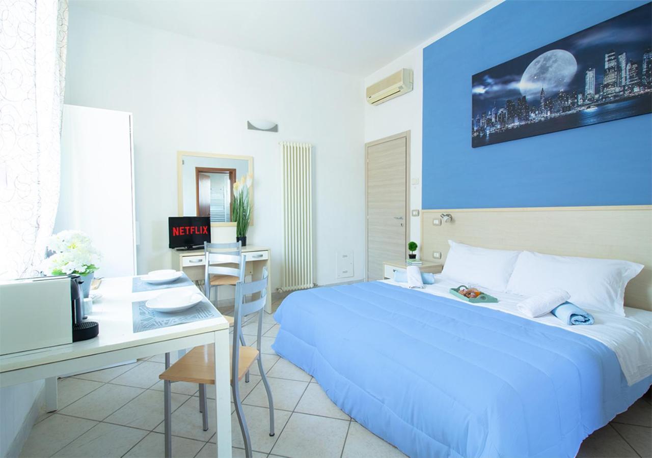 Double Room with Private Bathroom,1560335614:JPEG